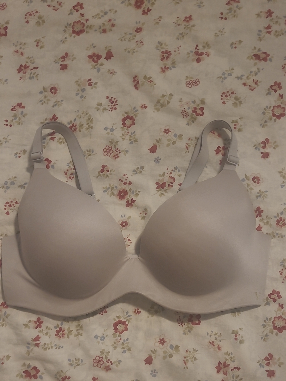 Victoria's Secret Light Silver T-Shirt Bra 34D
